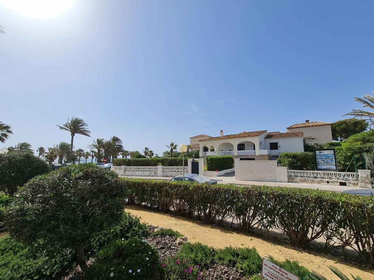 Villa On The Beach Playa Flamenca Orihuela Eksteriør billede