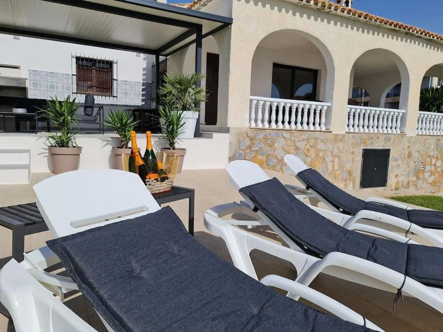 Villa On The Beach Playa Flamenca Orihuela Eksteriør billede